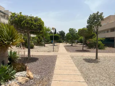 Jardín al aire libre en Toyo Golf