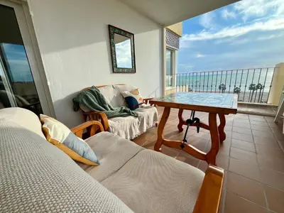 Un balcón o terraza de Ático Almería. Paseo marítimo Roquetas de Mar