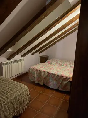 Cama o camas de una habitación en Albergue Rural Gorillo