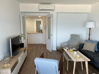 Una televisión o centro de entretenimiento en SAN MIGUEL PLAYA ALMERIA