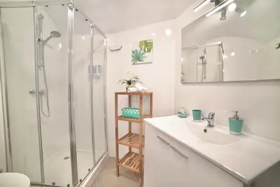 Un baño de Casa Cueva Los Mosaicos