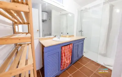 Un baño de CASA ESCUELA PLAYA