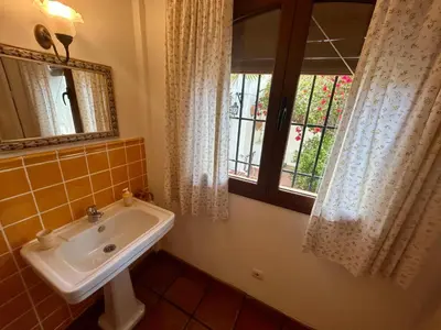 Un baño de La Washingtonia