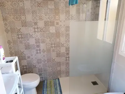 Un baño de Alojamiento Las Dunas Bajo