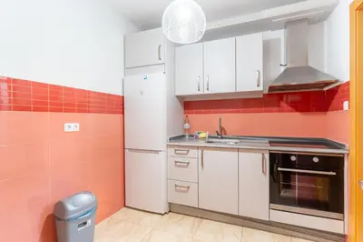 Una cocina o zona de cocina en Trendy Homes Paseo Marítimo