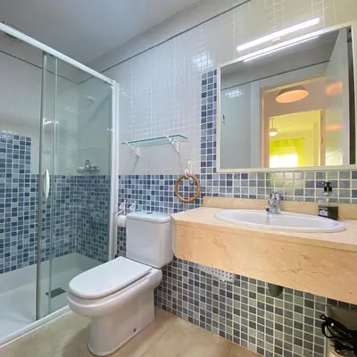 Un baño de RESIDENCIAL OASIS 2