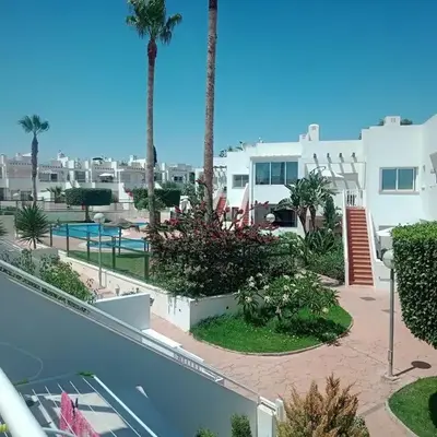 Precioso apartamento con piscina y garage