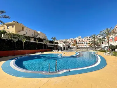 Piscina en o cerca de Apartment near beach with pools and hot tub