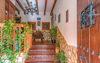 Plano de Nice Home In Mecina Bombarón With Wifi
