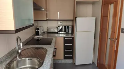 Una cocina o zona de cocina en Lovely 2 Bedroom 2 Bathroom Apartment With Pool Vereda Golf