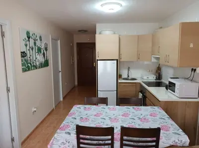 Una cocina o zona de cocina en Altas Entinas Almerimar Two bedroom apartment with parking, Wi-Fi and Pool