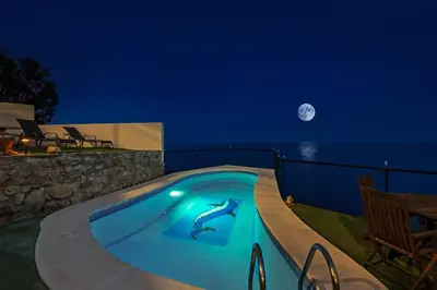 Piscina en o cerca de Villa Infinity I Sea Views I Pool I Jacuzzi I BBQ