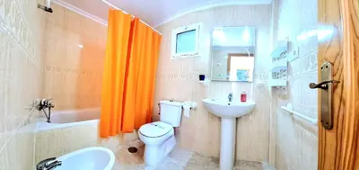 Un baño de Dúplex 3 Dormitorios VERAMAR 5 Vera Playa primera línea de playa con vistas al mar